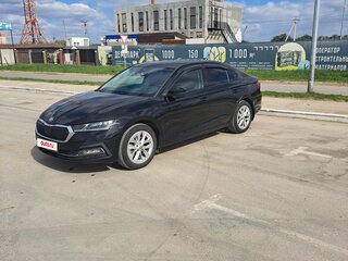 2021 Skoda Octavia IV (A8), чёрный, 2650000 рублей, вид 1