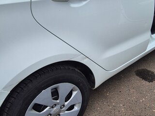 2014 Kia Rio III, белый, 800000 рублей, вид 3