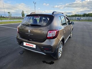 2019 Renault Sandero Stepway II Рестайлинг, коричневый, 840000 рублей, вид 4