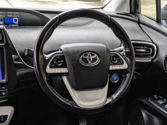 2017 Toyota Prius PHV ZVW52 IV (XW50), чёрный - вид 11