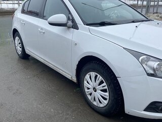 2012 Chevrolet Cruze I, белый, 750000 рублей, вид 3