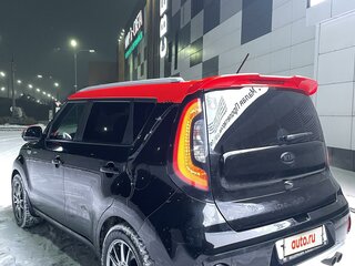 2017 Kia Soul II Рестайлинг, красный, 1750000 рублей, вид 5