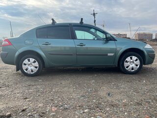 2006 Renault Megane II Рестайлинг, зелёный, 509000 рублей, вид 2