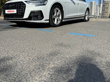 2022 Audi A8 55 TFSI IV (D5) Рестайлинг, белый, 9650000 рублей, вид 5