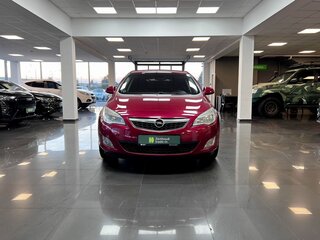 2011 Opel Astra J, красный, 745000 рублей, вид 3