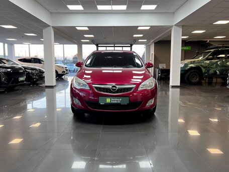 2011 Opel Astra J, красный, 745000 рублей, вид 3