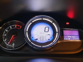 2013 Renault Fluence I Рестайлинг, белый, 600000 рублей, вид 3