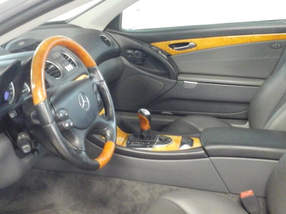 2005 Mercedes-Benz SL-Класс 350 V (R230), белый - вид 4