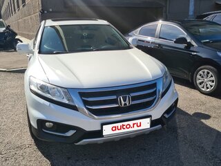 2014 Honda Crosstour I Рестайлинг, белый, 1580000 рублей, вид 3