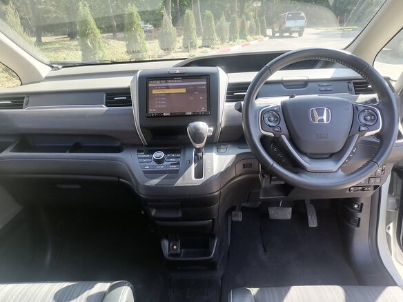 2018 Honda Freed II, белый, 1750000 рублей - вид 10