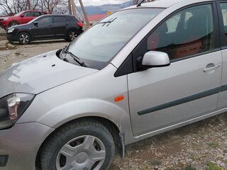 2008 Ford Fiesta Mk5, серебристый, 550000 рублей, вид 4