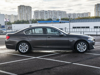 2012 BMW 5 серии 528i xDrive VI (F10/F11/F07), коричневый, 1338000 рублей, вид 4