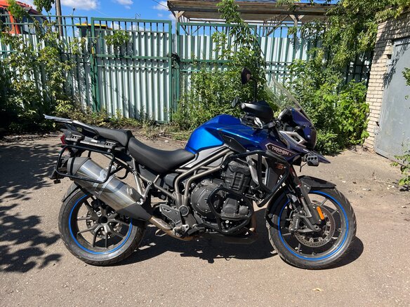 2016 Triumph Tiger 1200, синий, 850000 рублей - вид 6