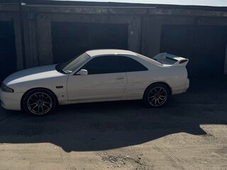 1994 Nissan Skyline IX (R33), белый, 700000 рублей, вид 4
