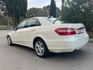 2009 Mercedes-Benz E-Класс 300 IV (W212, S212, C207), белый, 2200000 рублей, вид 2