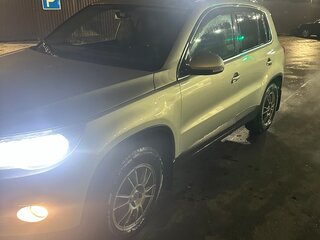 2010 Volkswagen Tiguan I, серебристый, 1200000 рублей, вид 5