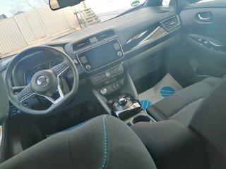 2021 Nissan Leaf II (ZE1), чёрный, 2850000 рублей, вид 5