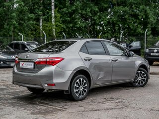 2014 Toyota Corolla XI (E160, E170, E180), бежевый, 1220000 рублей, вид 2