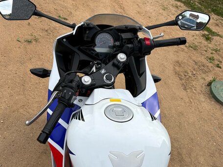 2014 Honda CBR 300R, белый, 395000 рублей, вид 4