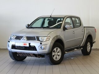 2011 Mitsubishi L200 IV, серебристый, 2000000 рублей, вид 1