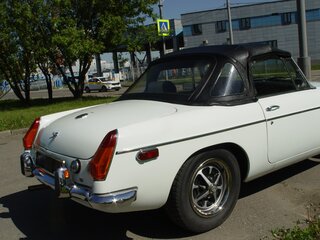 1970 MG MGB, белый, 3200000 рублей, вид 5