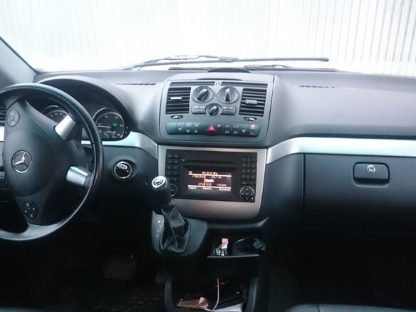 2012 Mercedes-Benz Viano L3 I (W639) Рестайлинг, чёрный - вид 2