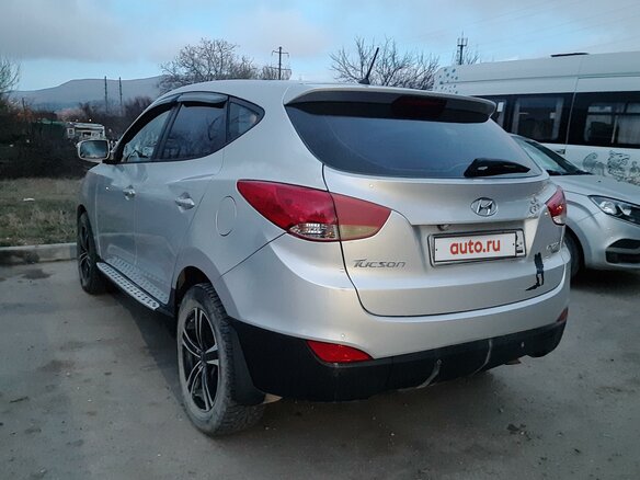 2010 Hyundai Tucson II, серый, 1250000 рублей - вид 3