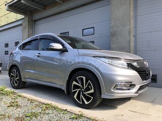 2018 Honda Vezel I, серебристый, 1998000 рублей, вид 2