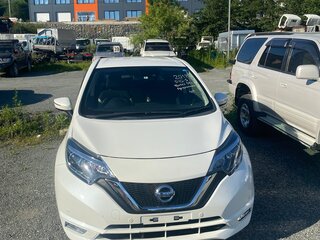 2018 Nissan Note II Рестайлинг, белый, 1350000 рублей, вид 2
