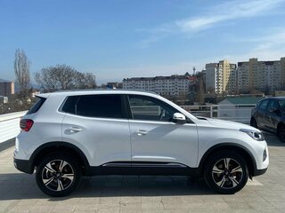 2023 Chery Tiggo 4 Pro I Рестайлинг, серый, 2200000 рублей, вид 4
