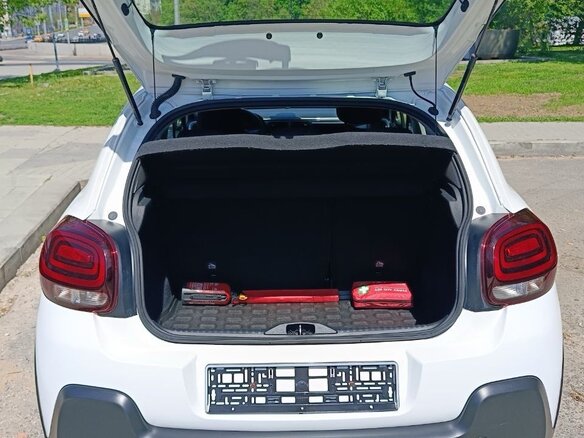 2020 Citroen C3 III, белый - вид 13