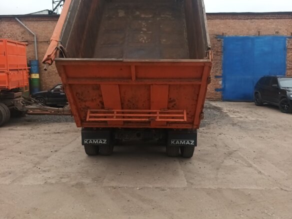 2010 КамАЗ 65115, оранжевый, 2149000 рублей - вид 3