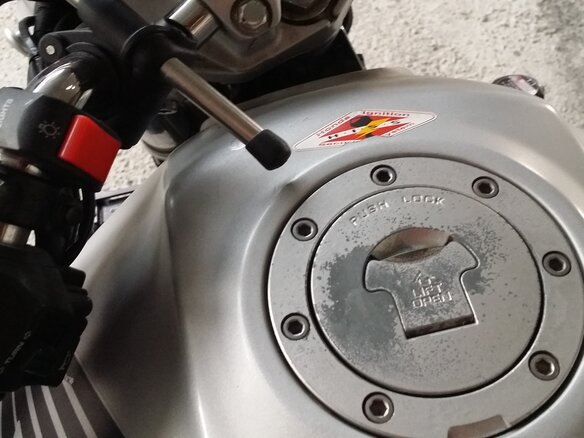 2003 Honda CB 600F Hornet, серебристый, 400000 рублей - вид 12