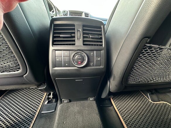 2014 Mercedes-Benz GL-Класс 500 II (X166), чёрный, 3990000 рублей - вид 26