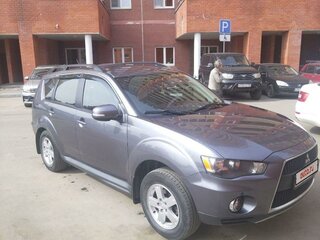 2011 Mitsubishi Outlander II Рестайлинг, серый, 1150000 рублей, вид 1