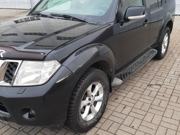 2010 Nissan Pathfinder III Рестайлинг, чёрный, 1600000 рублей