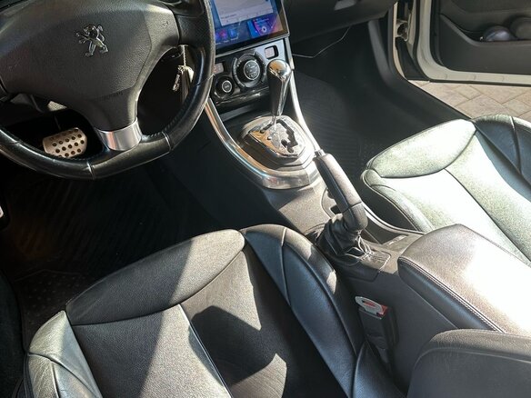 2010 Peugeot 308 I, белый, 1600000 рублей - вид 21