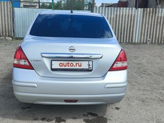 2010 Nissan Tiida I Рестайлинг, серебристый, 900000 рублей, вид 2