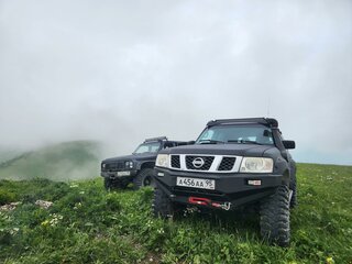 2005 Nissan Patrol V (Y61) Рестайлинг, чёрный, 2400000 рублей, вид 1