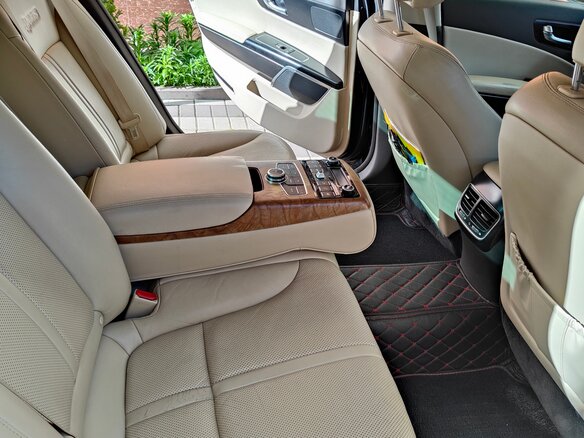 2013 Kia Quoris I, чёрный, 1300000 рублей - вид 7