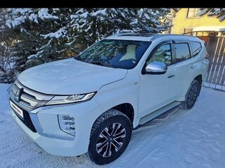 2022 Mitsubishi Montero Sport III Рестайлинг, белый, 3850000 рублей, вид 1