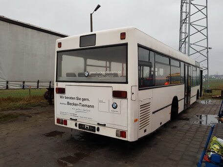 1997 Mercedes-Benz O 405, белый, 850000 рублей, вид 3