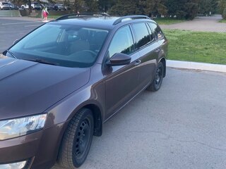2016 Skoda Octavia III (A7), коричневый, 1350000 рублей, вид 4