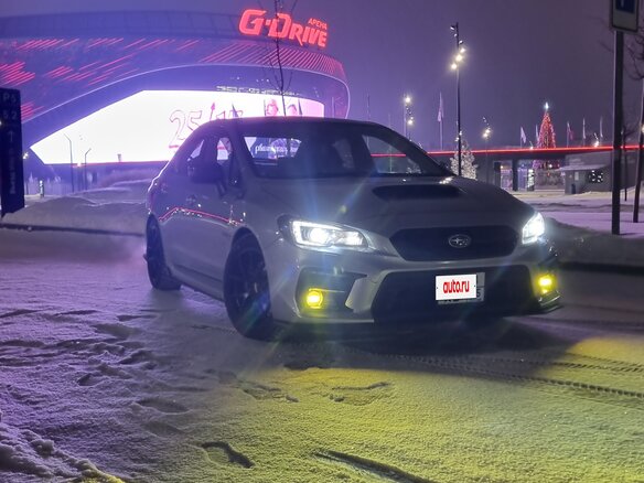 2018 Subaru WRX I Рестайлинг, серый, 3150000 рублей - вид 17