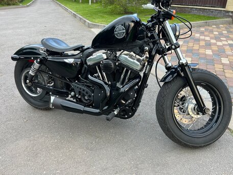 2010 Harley-Davidson Sportster 1200, чёрный, 1200000 рублей, вид 4