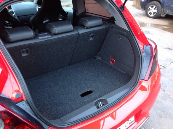 2008 Opel Corsa OPC D, красный - вид 2