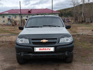 2011 Chevrolet Niva I Рестайлинг, серый, 350000 рублей, вид 2