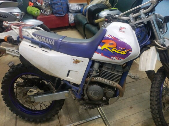 1994 Yamaha TT-R250, белый, 210000 рублей - вид 2