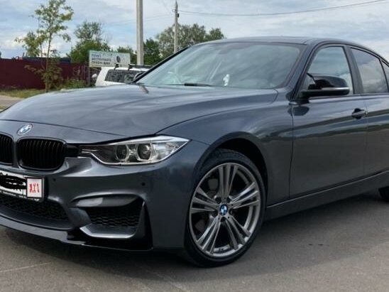 2016 BMW 3 серии 320i VI (F3x) Рестайлинг, серый, 2200000 рублей