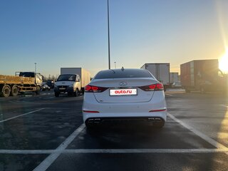 2018 Hyundai Elantra VI (AD), белый, 1450000 рублей, вид 4
